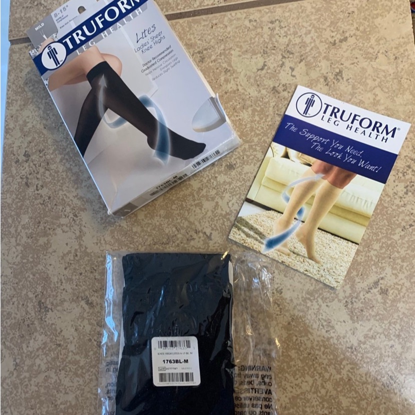 New Truform 815 Mmhg Womens Lites Knee High Compression Stockings Size M New Truform 815 Mmhg Womens Lites Knee High Compression Stockings Size M